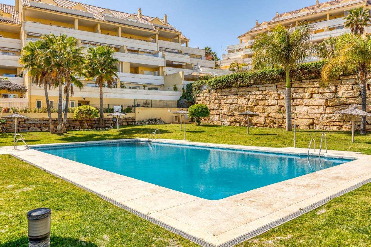 Hanami Puerto Alto Pa 3-1 Estepona Dış mekan fotoğraf