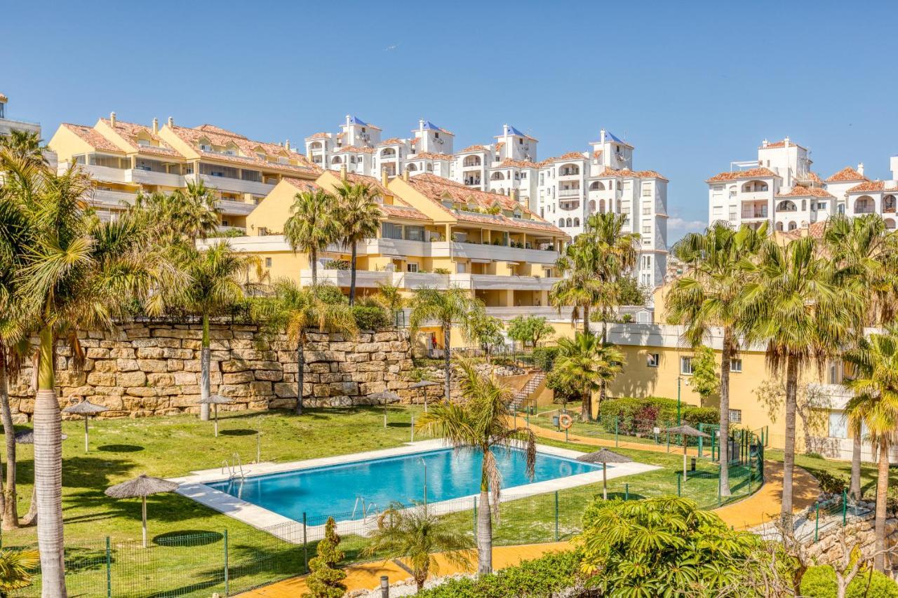 Hanami Puerto Alto Pa 3-1 Estepona Dış mekan fotoğraf