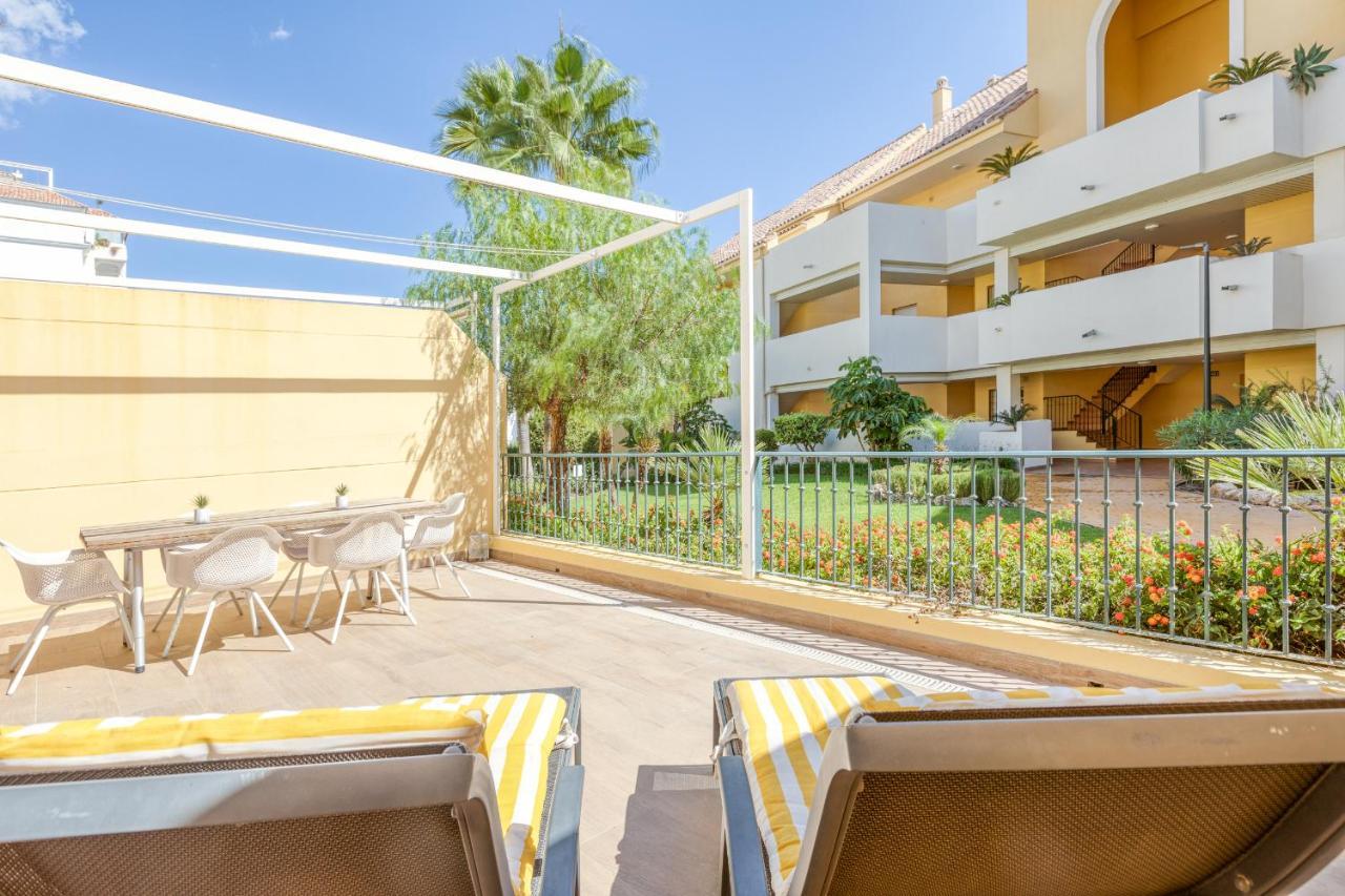 Hanami Puerto Alto Pa 3-1 Estepona Dış mekan fotoğraf